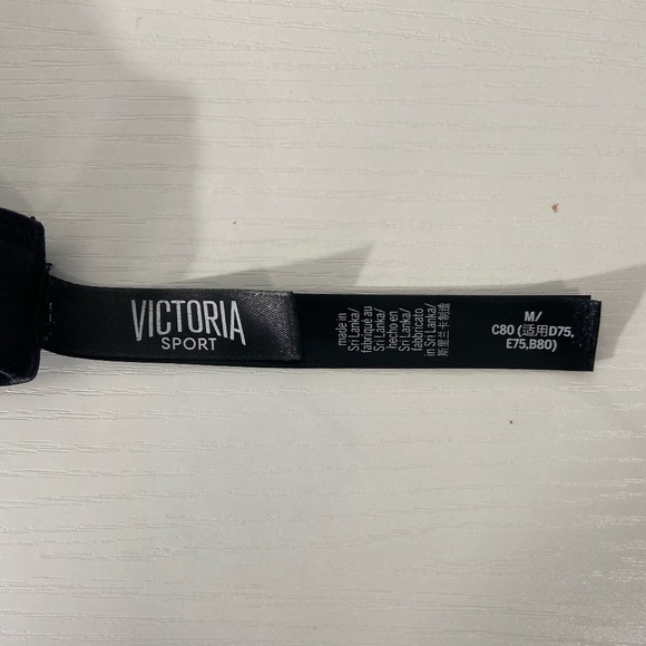 Victoria's Secret Sport Bra - Picture 4 of 4